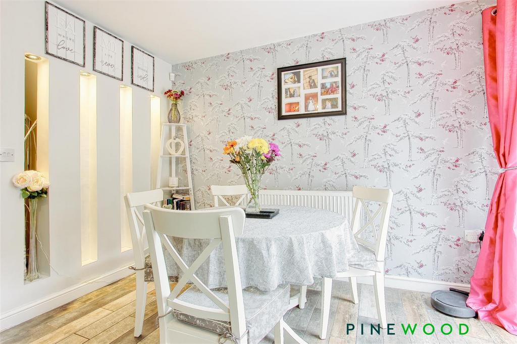Kitchen diner