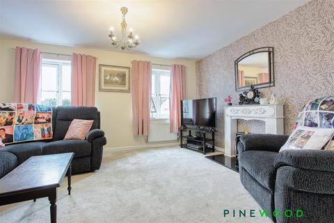 5 Southdown Close, Doe Lea, Chesterfield, S44 5NW