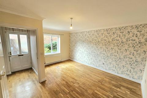 3 bedroom terraced house to rent, Old Paddock Court, Horncastle