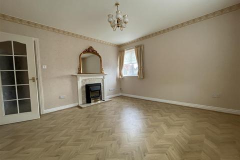 2 bedroom apartment to rent, Castle Court, Helmsley, York