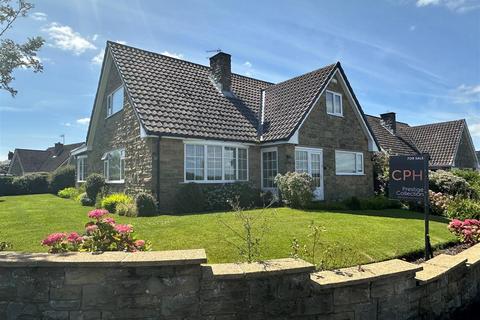 5 Bronte Close, Scarborough, YO12 5DD