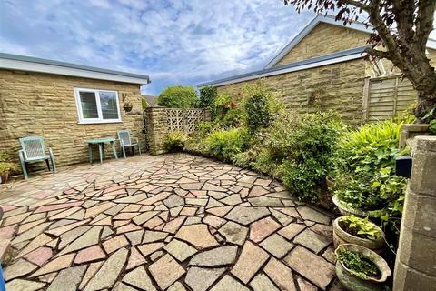 5 Bronte Close, Scarborough, YO12 5DD