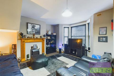 1 bedroom flat for sale, Priory Road, Hastings