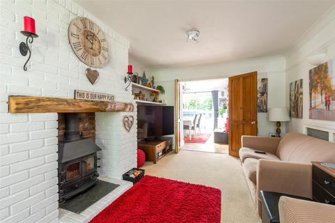 3 bedroom detached house for sale, 9 Glanville Road, Hadleigh