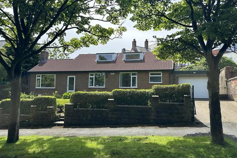 4 bedroom detached bungalow for sale, Sea Cliff Road, Scarborough