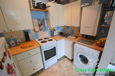 Flat 4, 97 Stuart Road, Plymouth, PL1 5LP