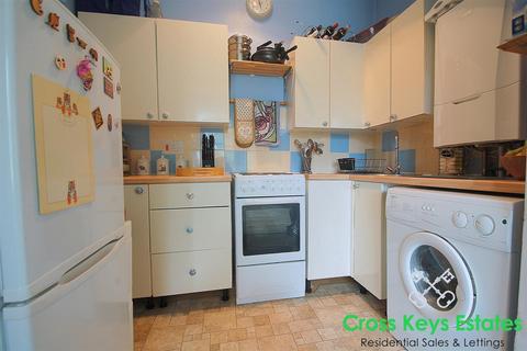 Flat 4, 97 Stuart Road, Plymouth, PL1 5LP
