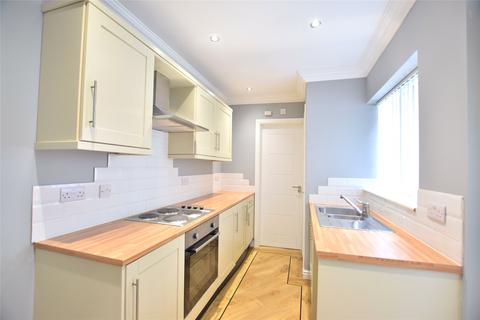 2 bedroom apartment to rent, Durham Road, Low Fell, NE9