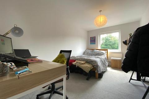 2 bedroom apartment to rent, Flat 3 Parkview, 435 Barlow Moor Road, Chorlton