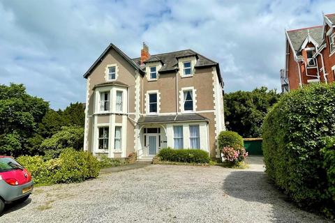 9 bedroom detached house for sale, Marine Road, Colwyn Bay