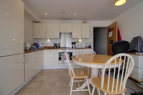 undefined, Merchants Quay, Gloucester Docks