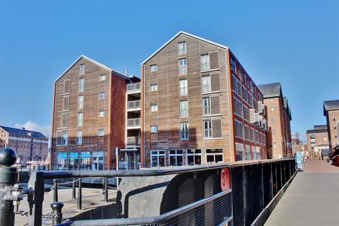 2 bedroom apartment for sale, Merchants Quay, Gloucester Docks