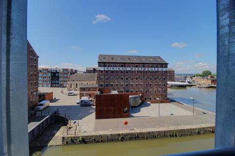 2 bedroom apartment for sale, Merchants Quay, Gloucester Docks