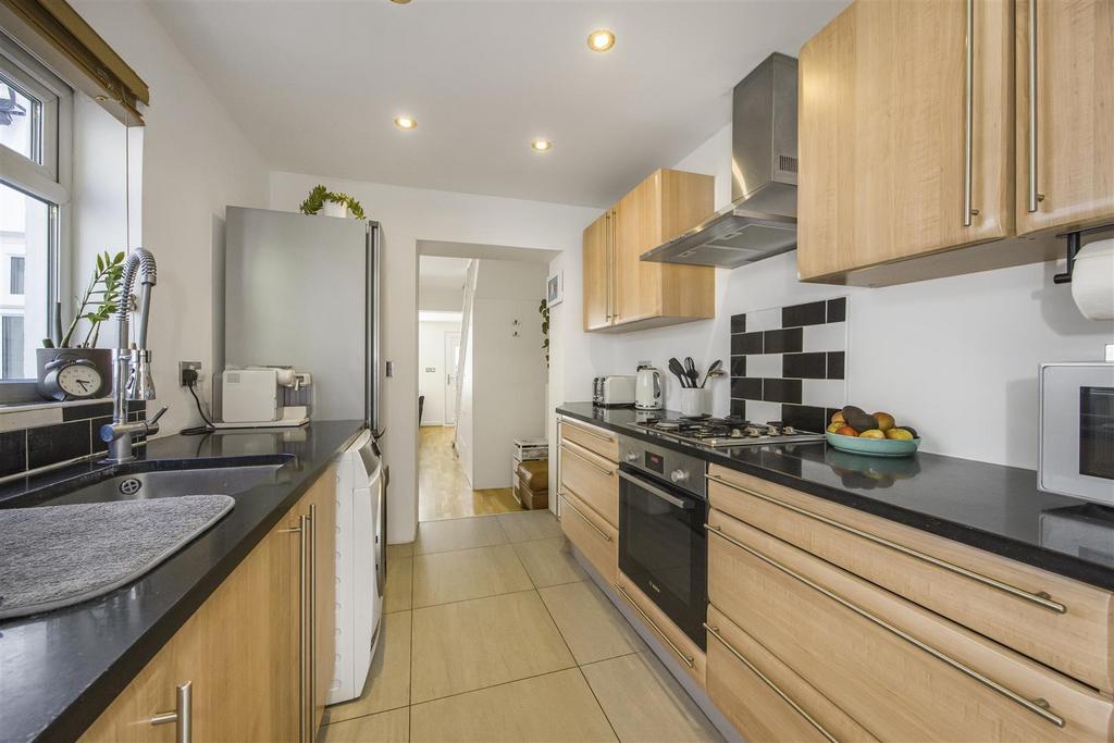 36 Byron Road -011.jpg