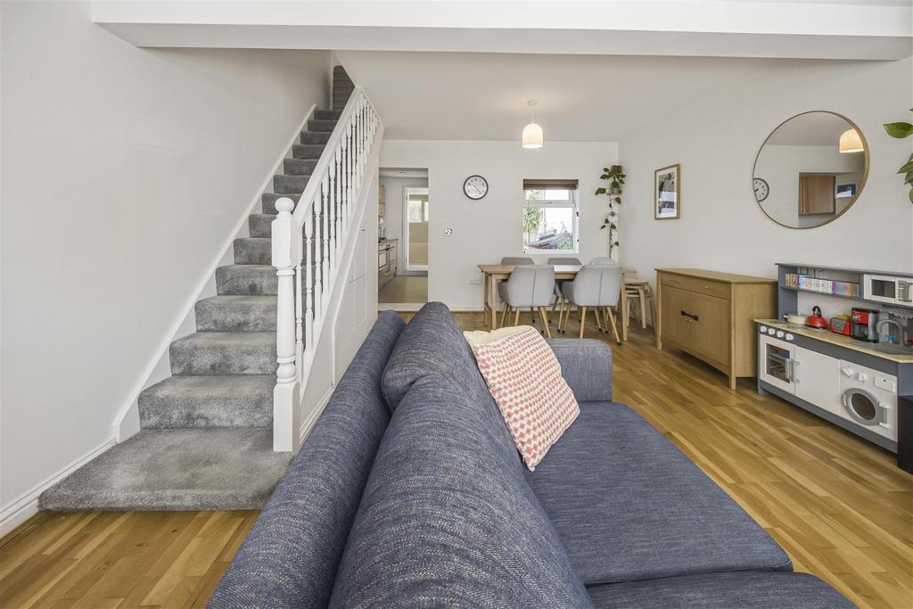 36 Byron Road -001.jpg