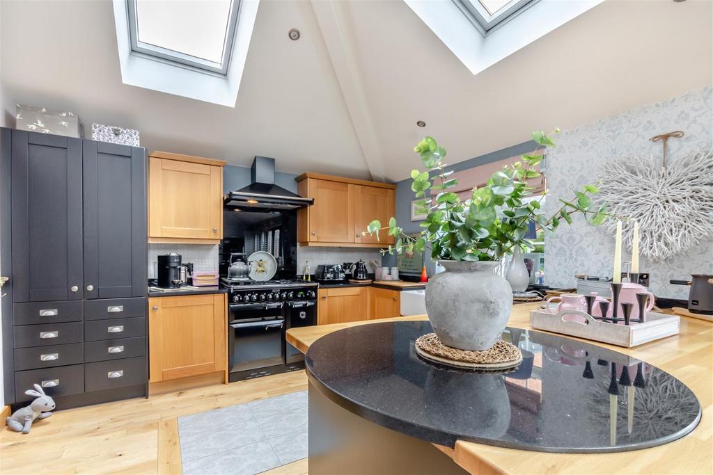 8604901-interior28.jpg