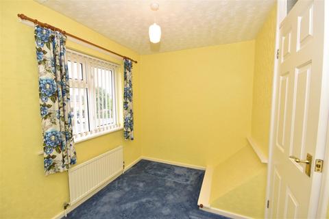 3 bedroom semi-detached house for sale, Parkes Close, Coddington, Newark