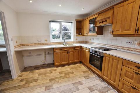 4 bedroom detached house to rent, Charlock Drive, Stamford