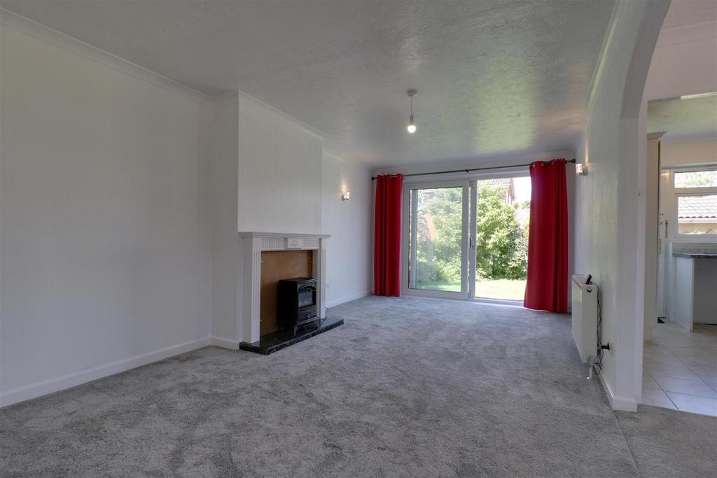 Derwent Close, Alsager, Cheshire 2 bed detached bungalow for sale £