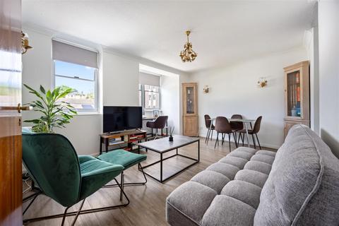 1 bedroom apartment for sale, Adelaide Road, Belsize Park NW3