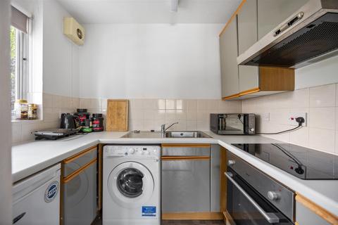 1 bedroom apartment for sale, Adelaide Road, Belsize Park NW3