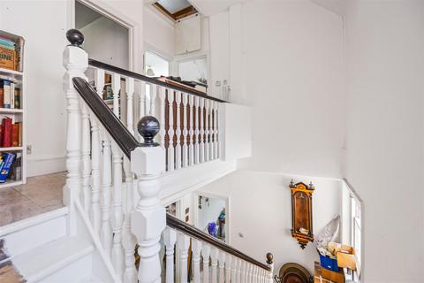 3 bedroom apartment for sale, Lambolle Road, Belsize Park NW3