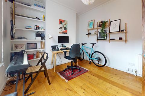 23 Eldon Terrace, Bristol, BS3 4NZ
