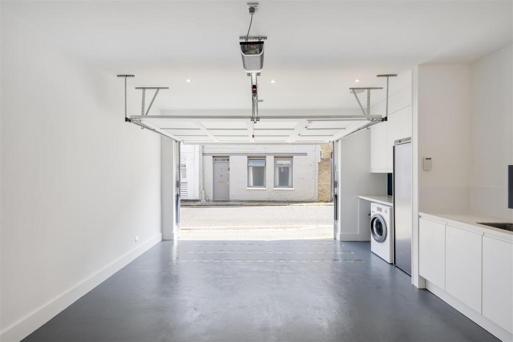 34 Princedale Road-12 Hi.jpg