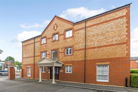 1 bedroom retirement property for sale, Stockbridge Road, Chichester