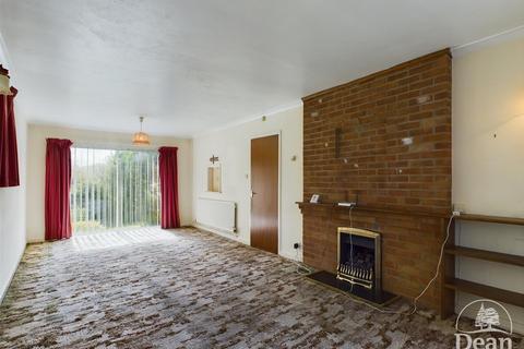 3 bedroom detached house for sale, Grove Crescent, Coleford