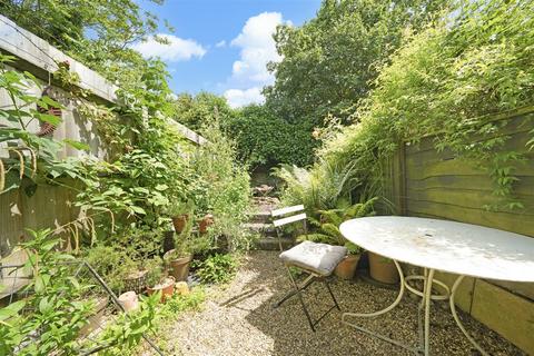 105 Richmond Road, South Tottenham, London, N15 6QA