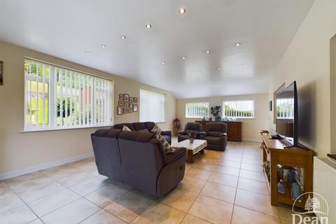 3 bedroom detached bungalow for sale, Joys Green Road, Lydbrook