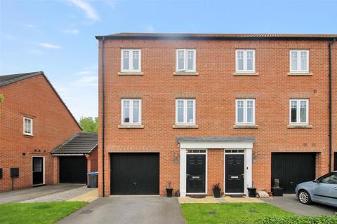 3 bedroom end of terrace house for sale, Blackthorn Road, Northallerton DL7