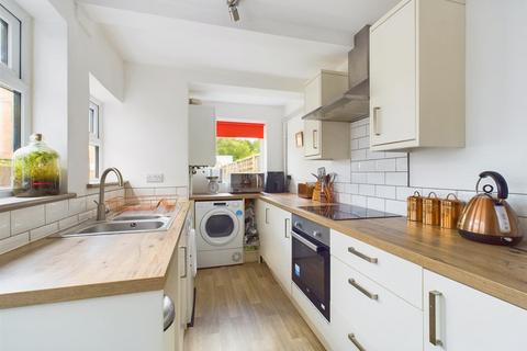 3 bedroom terraced house for sale, Balmoral Grove, Nottingham NG4