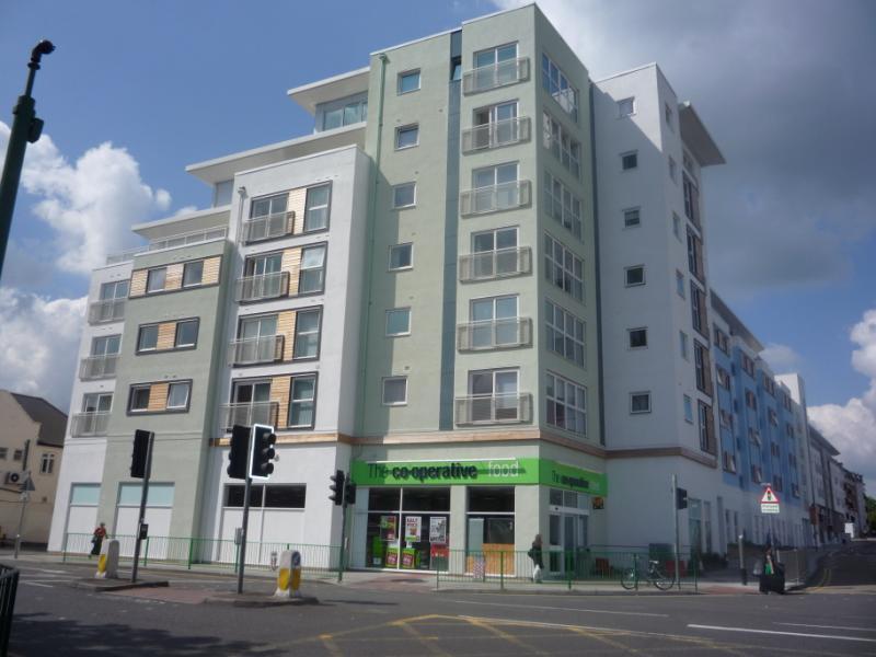 Hudson House, Epsom KT19 1 bed apartment to rent £1,250 pcm (£288 pw)