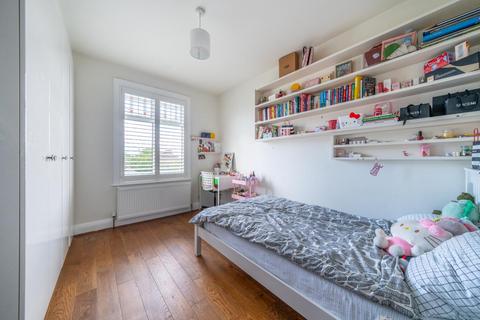 224 Bellingham Road, London, SE6 1EH