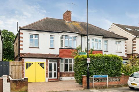 224 Bellingham Road, London, SE6 1EH
