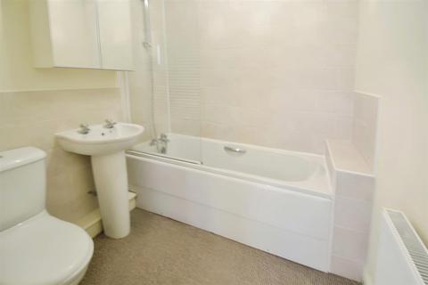 2 bedroom flat to rent, Fern Court, Woodlaithes Village S66