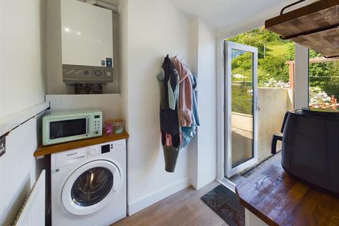 77 Slade Road, Ilfracombe, EX34 8LQ