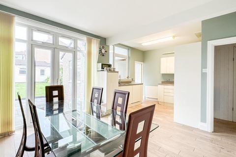 64 Calcott Road, Bristol, BS4 2HE