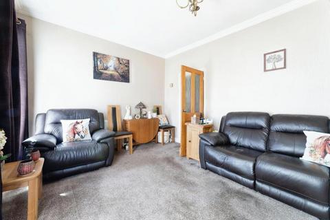 1 bedroom flat for sale, Haroldstone Road, London