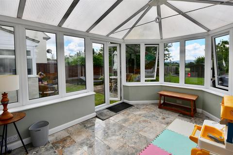 7 Quantock Way, Kingston St Mary, Taunton, TA2 8JG