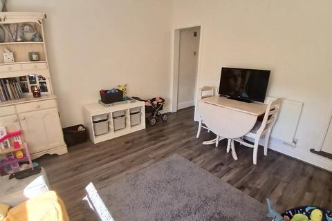 28 Tomkinson Road, Nuneaton, CV10 8BH