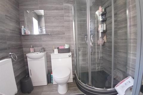 28 Tomkinson Road, Nuneaton, CV10 8BH
