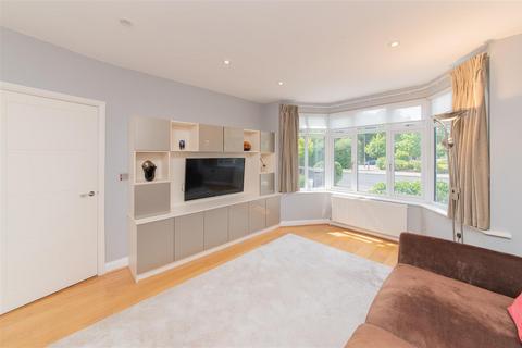 4 bedroom semi-detached house for sale, Dollis Road, Mill Hill