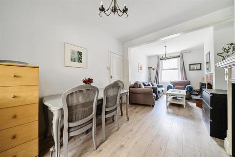 48 East John Walk, Exeter, EX1 2EP
