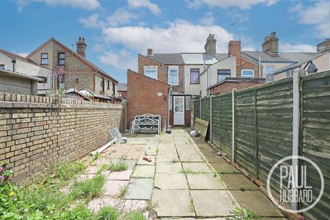 3 bedroom end of terrace house for sale, St. Leonards Road, Lowestoft, NR33