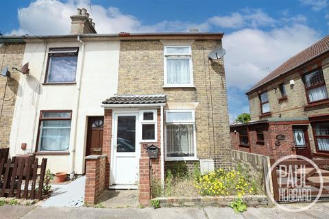 3 bedroom end of terrace house for sale, St. Leonards Road, Lowestoft, NR33