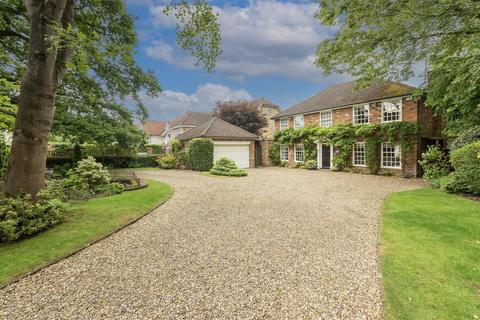 4 bedroom detached house for sale, Roundwood Park, Harpenden