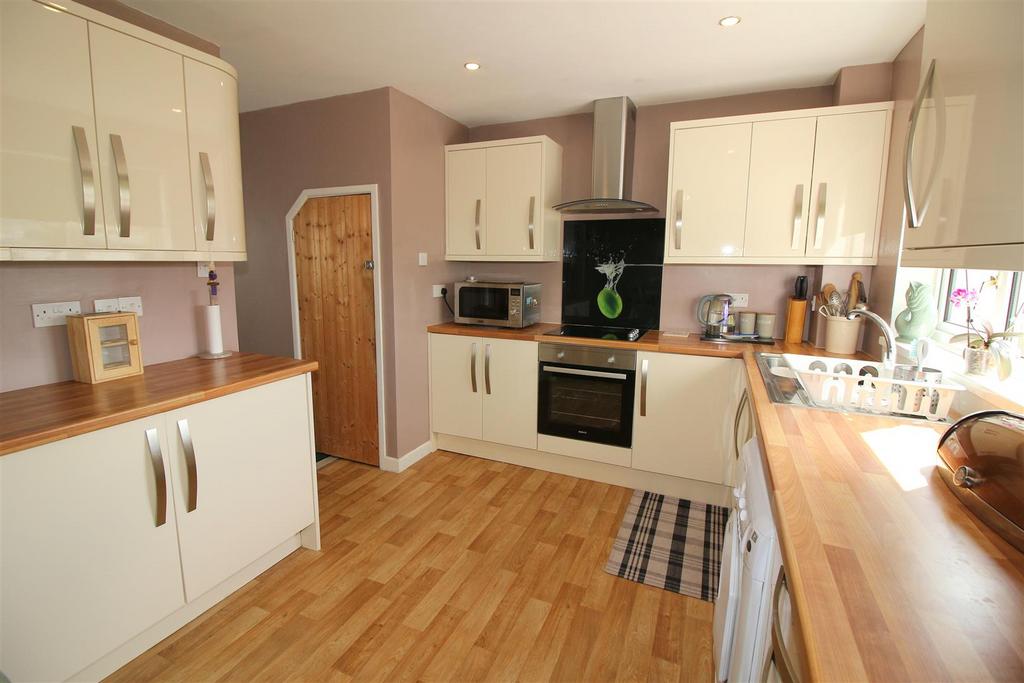 Kitchen area